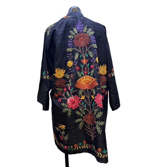 NWT Black Floral Embroidered Open Front Long Cardigan L - Picture 2 of 7